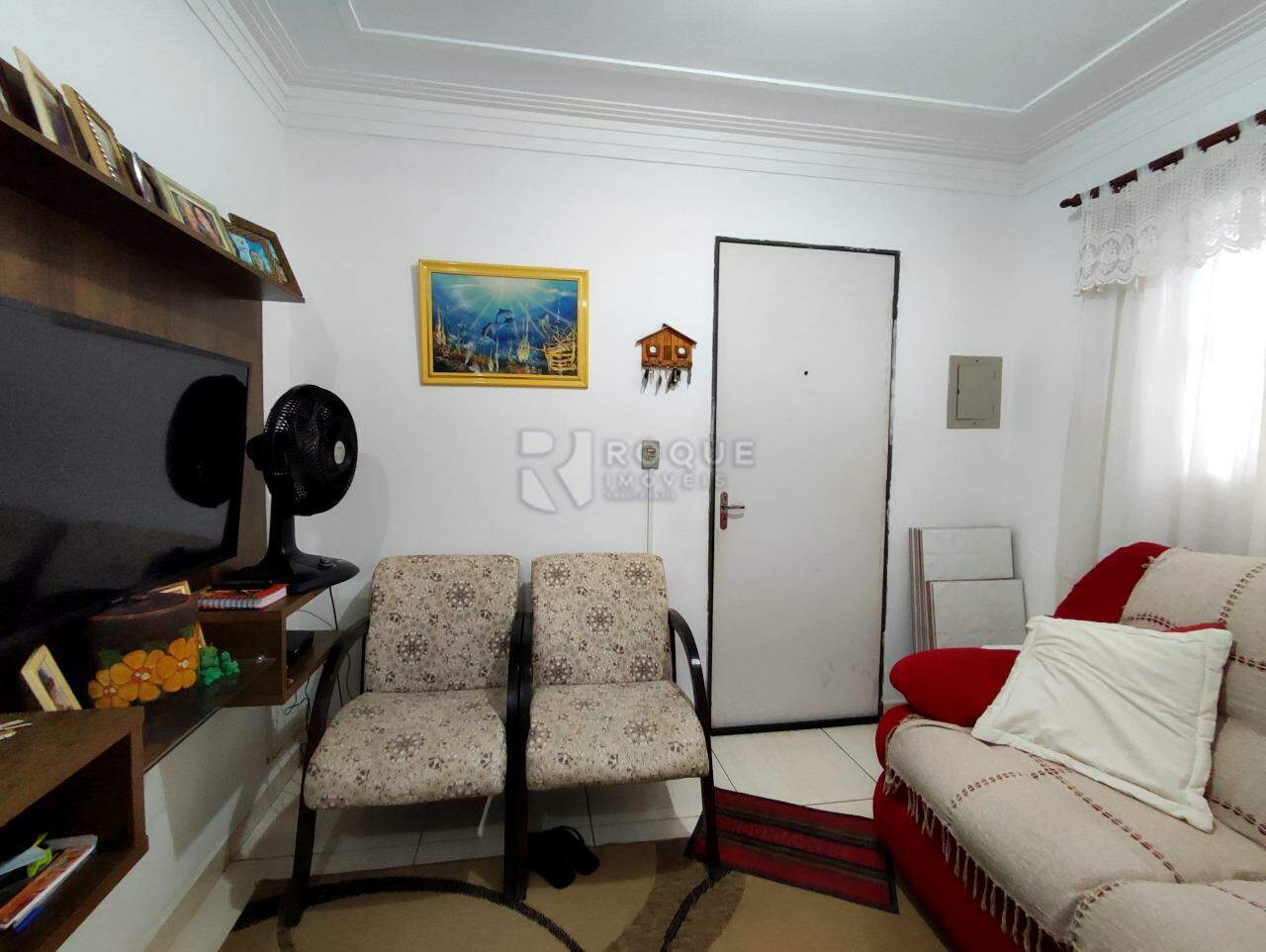 Apartamento à venda no bairro Parque Residencial Abílio Pedro: SALA