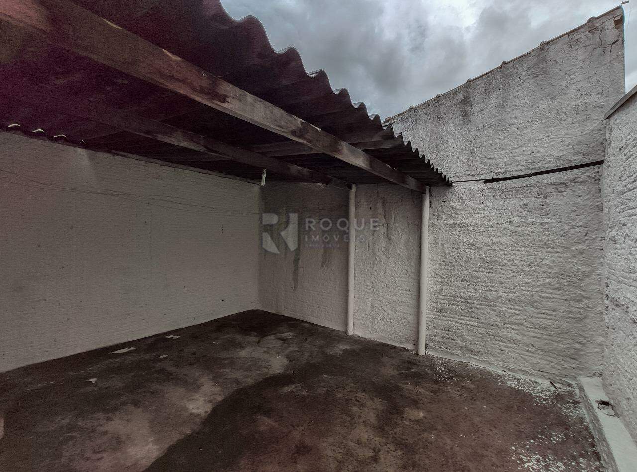 Casa Residencial para aluguel no bairro Jardim Alvorada: Fundo 