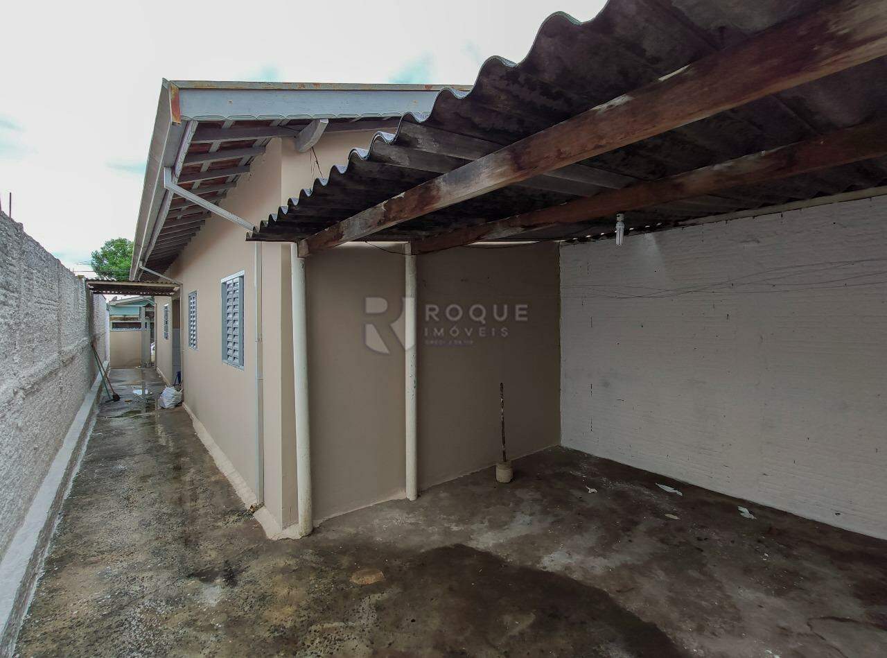 Casa Residencial para aluguel no bairro Jardim Alvorada: Fundo 