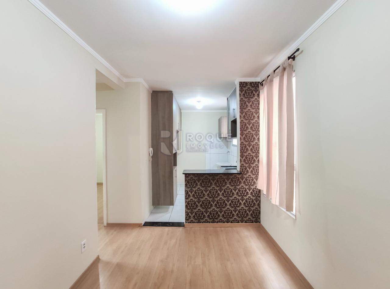 Apartamento para aluguel no bairro Jardim Colina Verde: Sala 
