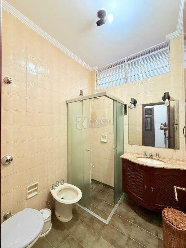 Casa Residencial para aluguel no bairro Vila São João: WC social