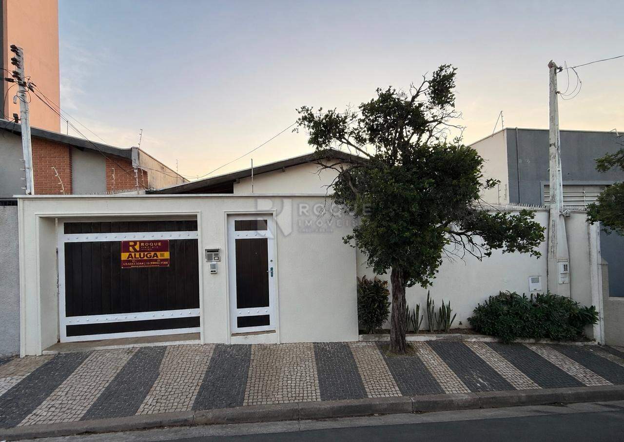 Casa Residencial para aluguel no bairro Vila São João: Fachada