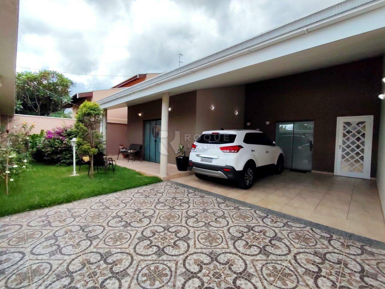 Casa em condomínio à venda no bairro Jardim Nossa Senhora do Amparo: GARAGEM