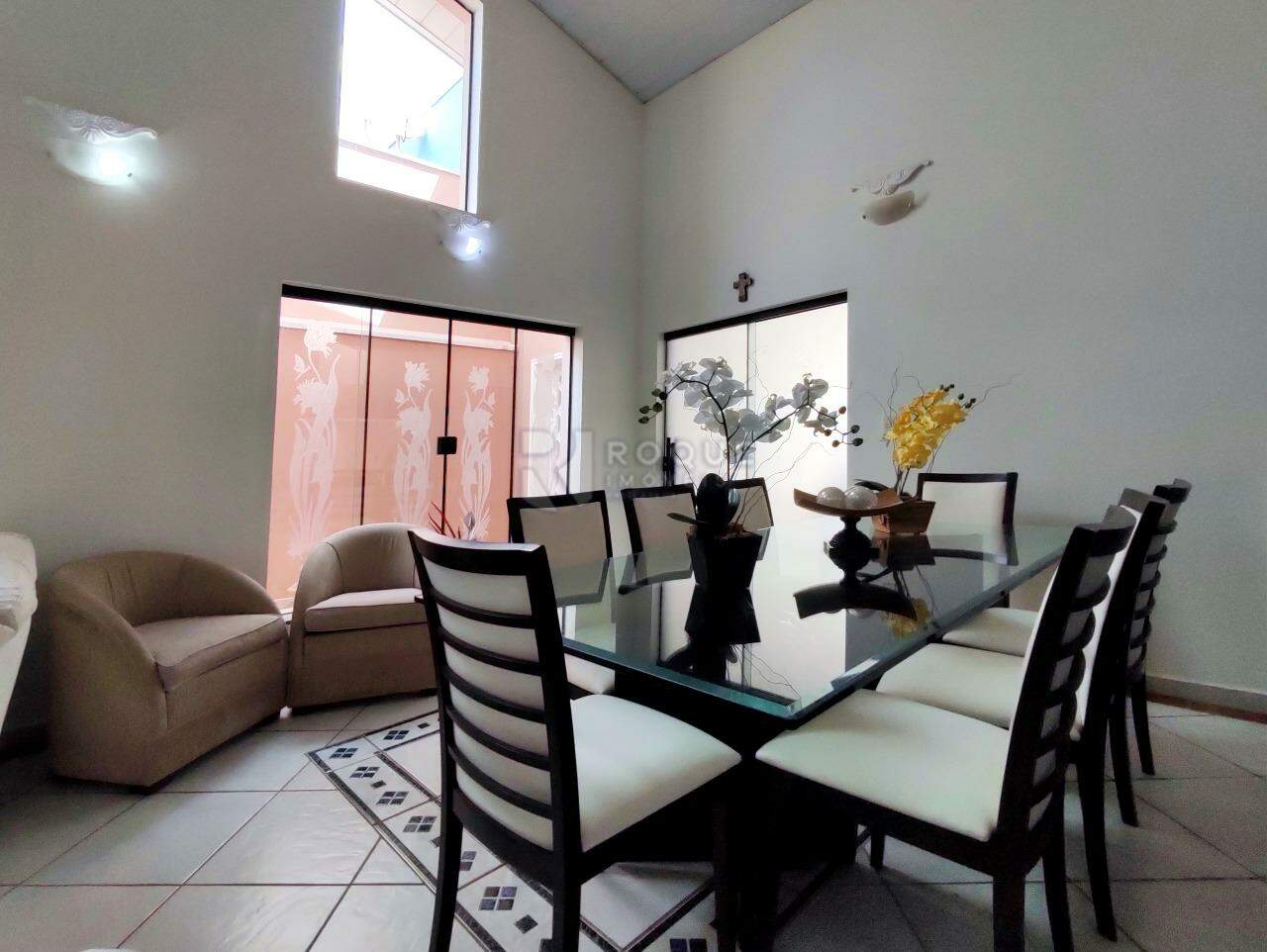 Casa em condomínio à venda no bairro Jardim Nossa Senhora do Amparo: SALA DE JANTAR