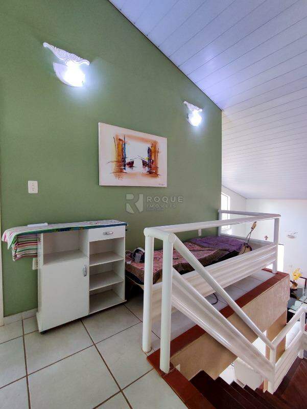 Casa em condomínio à venda no bairro Jardim Nossa Senhora do Amparo: MEZANINO
