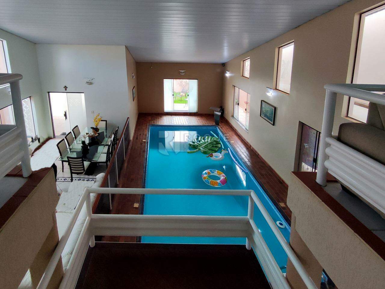Casa em condomínio à venda no bairro Jardim Nossa Senhora do Amparo: PISCINA INTERNA