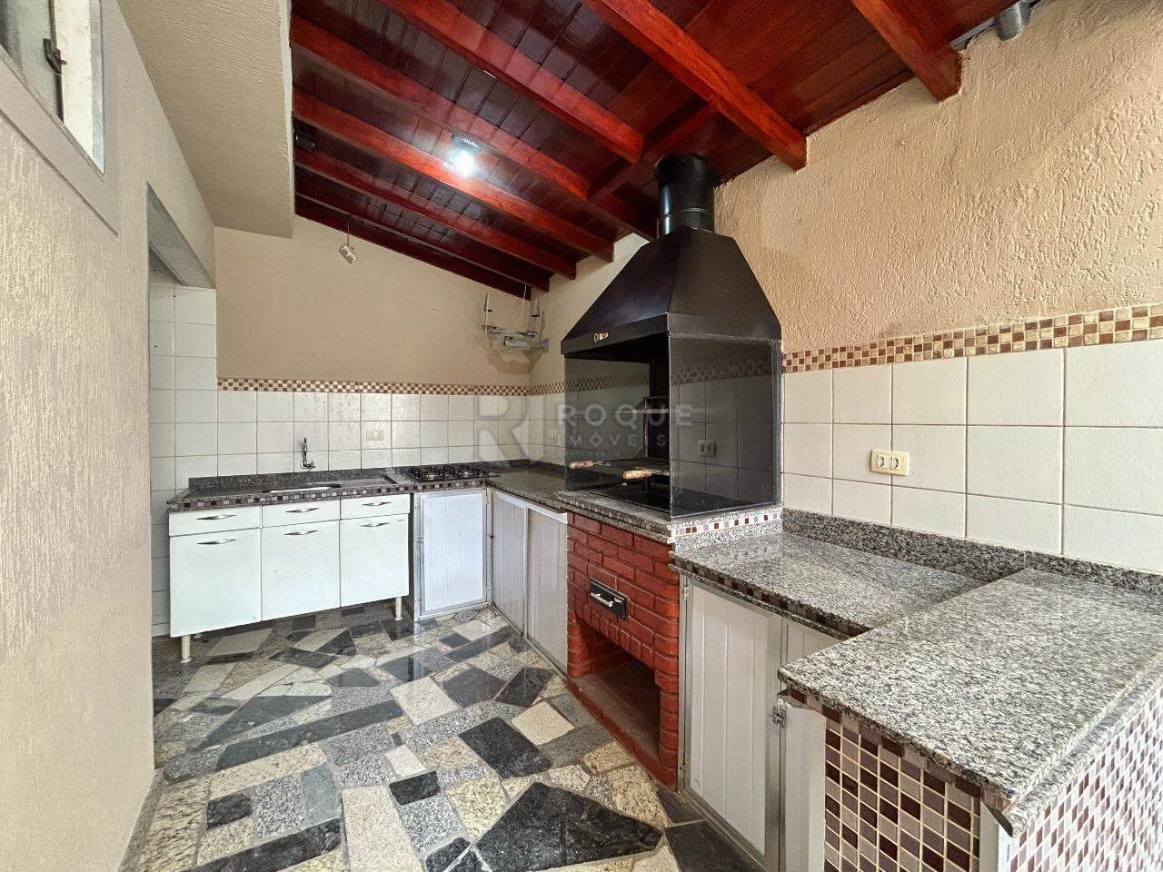 Casa Residencial para aluguel no bairro Jardim Lago Azul: Churrasqueira / Rancho fundo