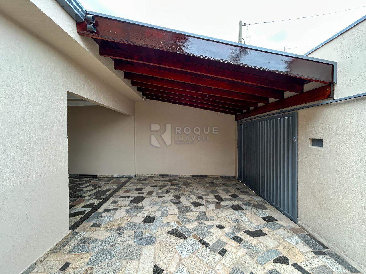 Casa Residencial para aluguel no bairro Jardim Lago Azul: Frente 