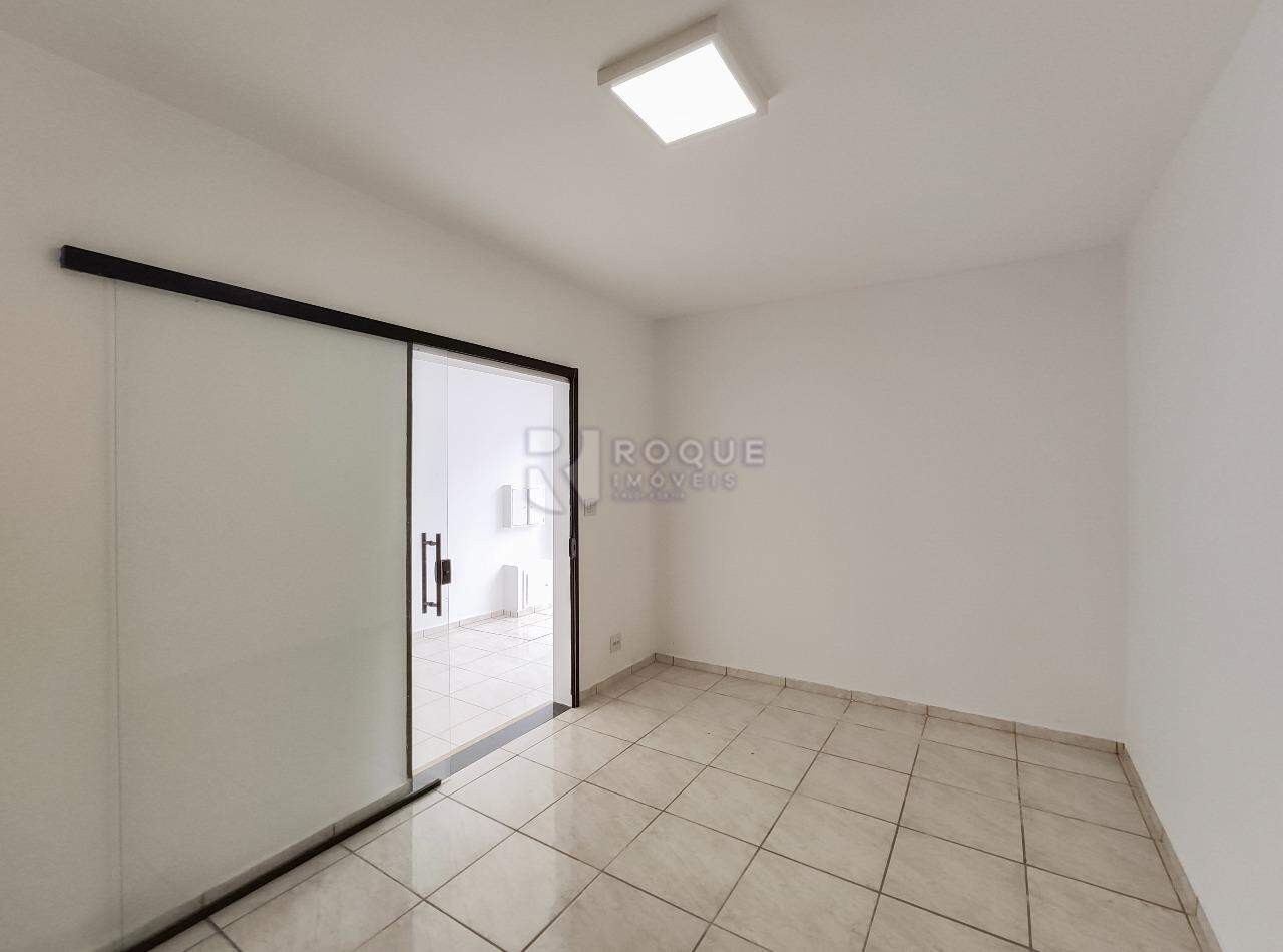 Casa Comercial para aluguel no bairro Centro: Sala 1