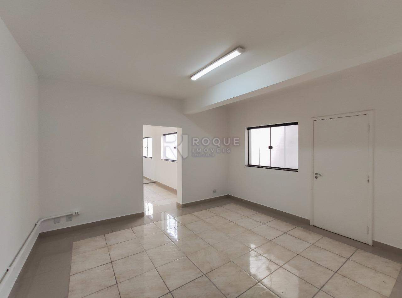 Casa Comercial para aluguel no bairro Centro: Sala 2