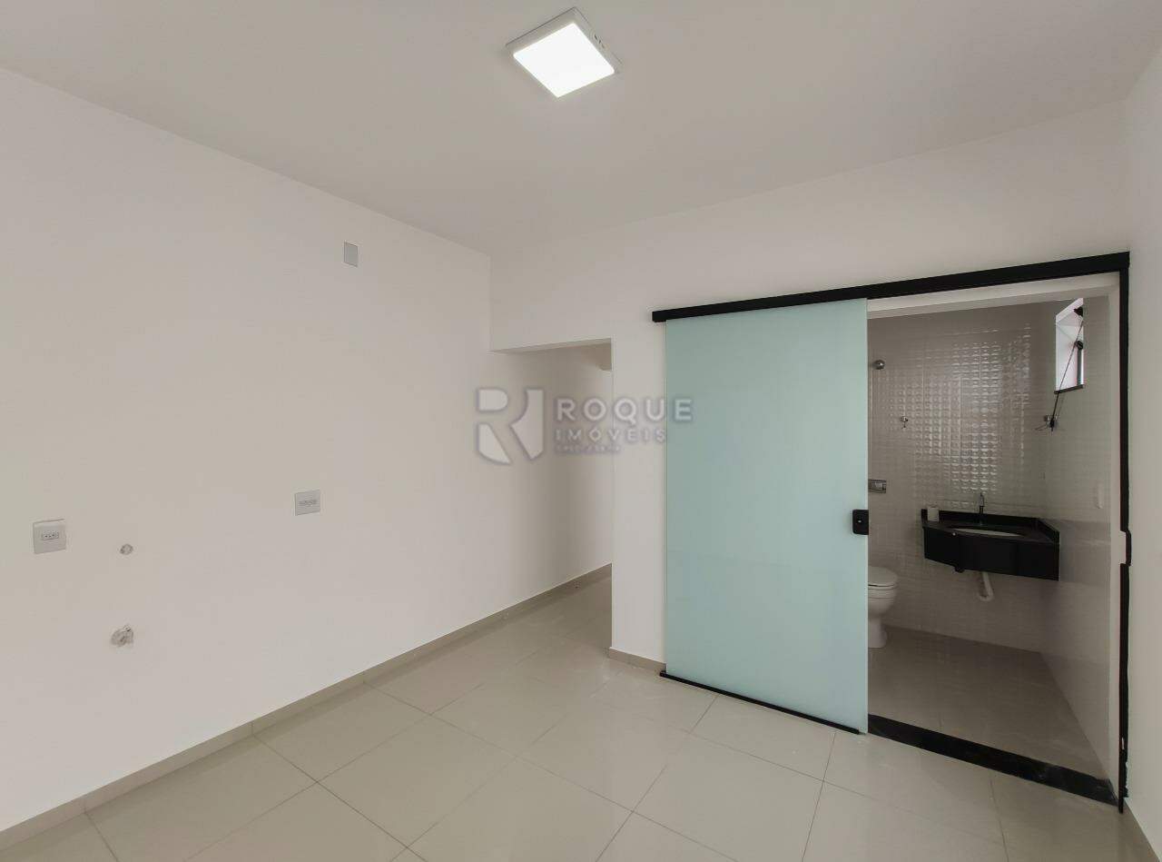 Casa Comercial para aluguel no bairro Centro: Sala 3