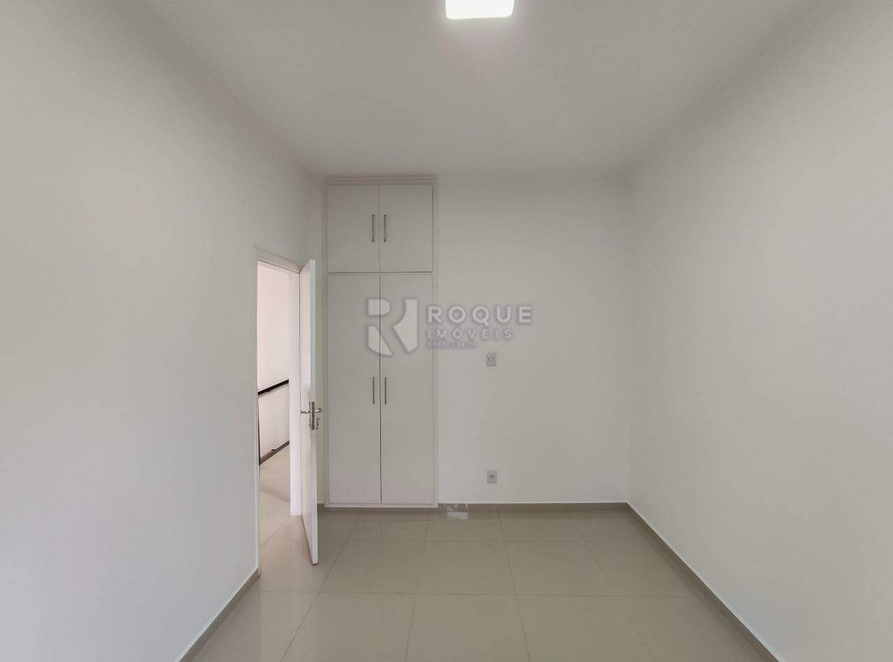 Casa Comercial para aluguel no bairro Centro: Sala 6segundo andar