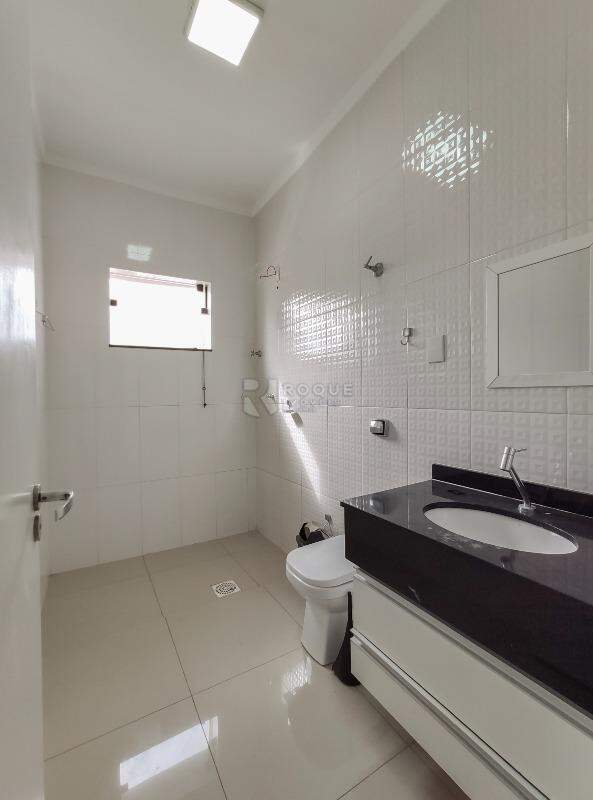 Casa Comercial para aluguel no bairro Centro: WC segundo andar