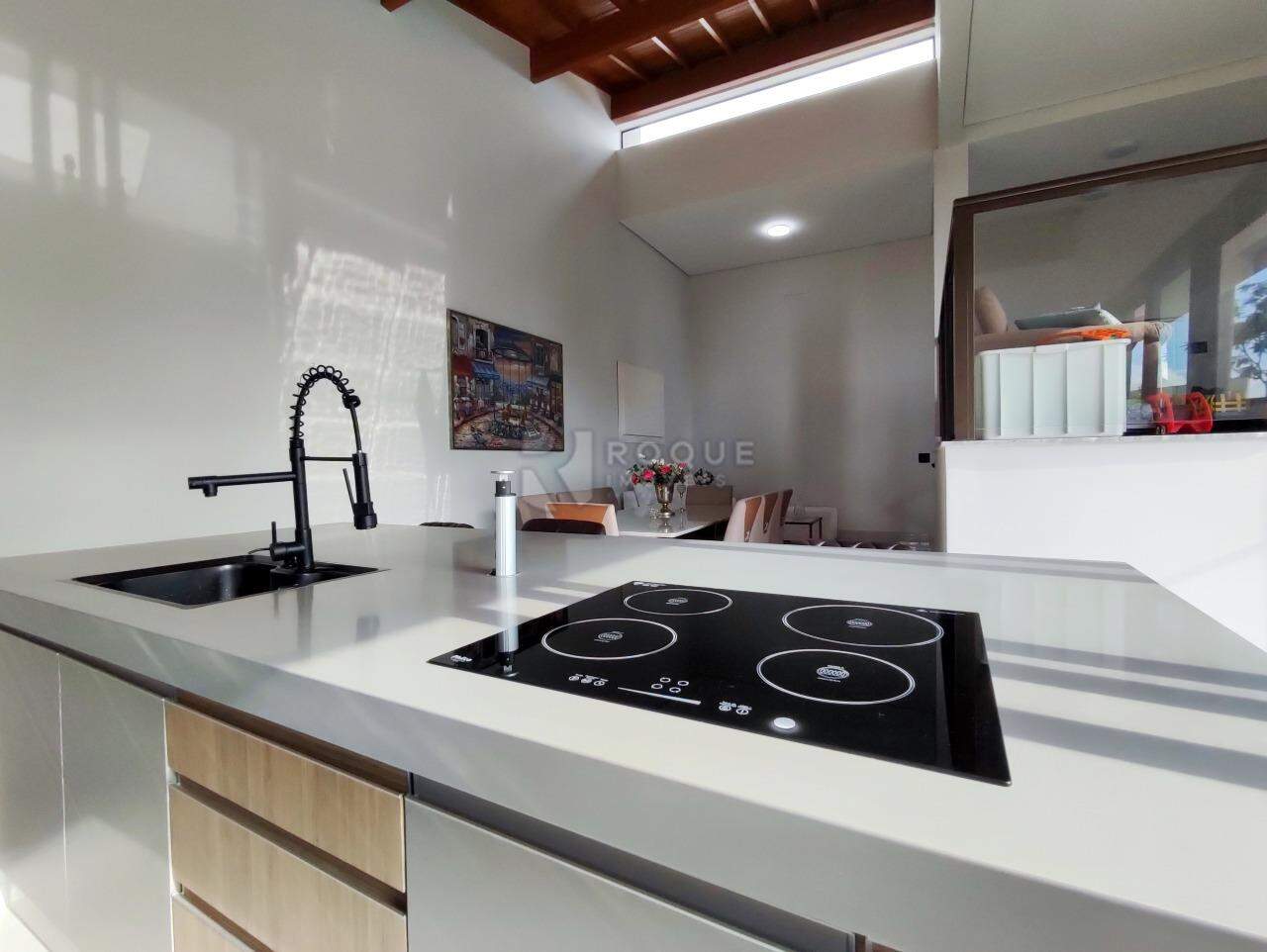 Casa em condomínio à venda no bairro Jardim Residencial Campo Novo: COZINHA