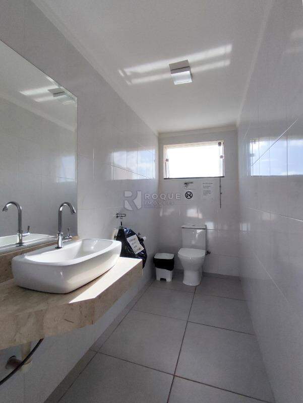 Barracão/Galpão à venda no bairro Jardim Residencial Campo Novo: BANHEIRO MASCULINO