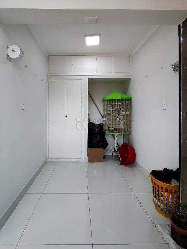 Apartamento à venda no bairro Centro: ÁREA DE SERVIÇO