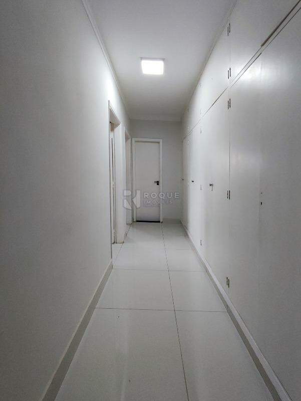 Apartamento à venda no bairro Centro: ROUPEIRO