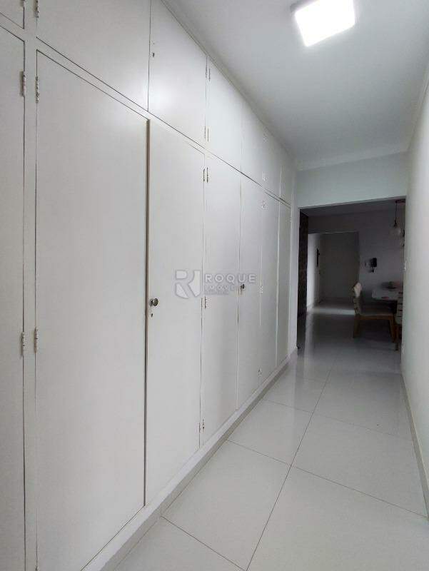 Apartamento à venda no bairro Centro: ROUPEIRO
