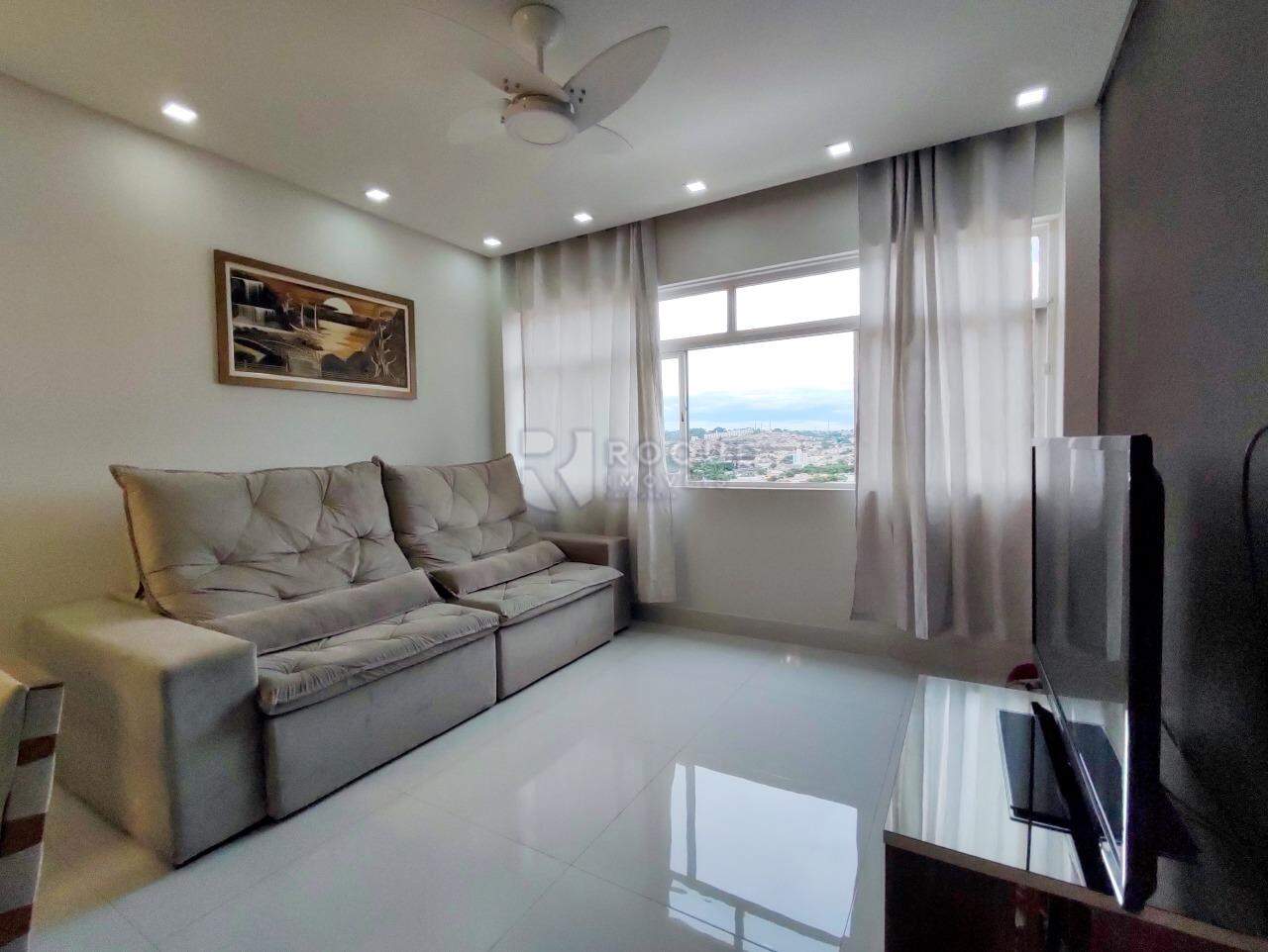 Apartamento à venda no bairro Centro: SALA DE TV
