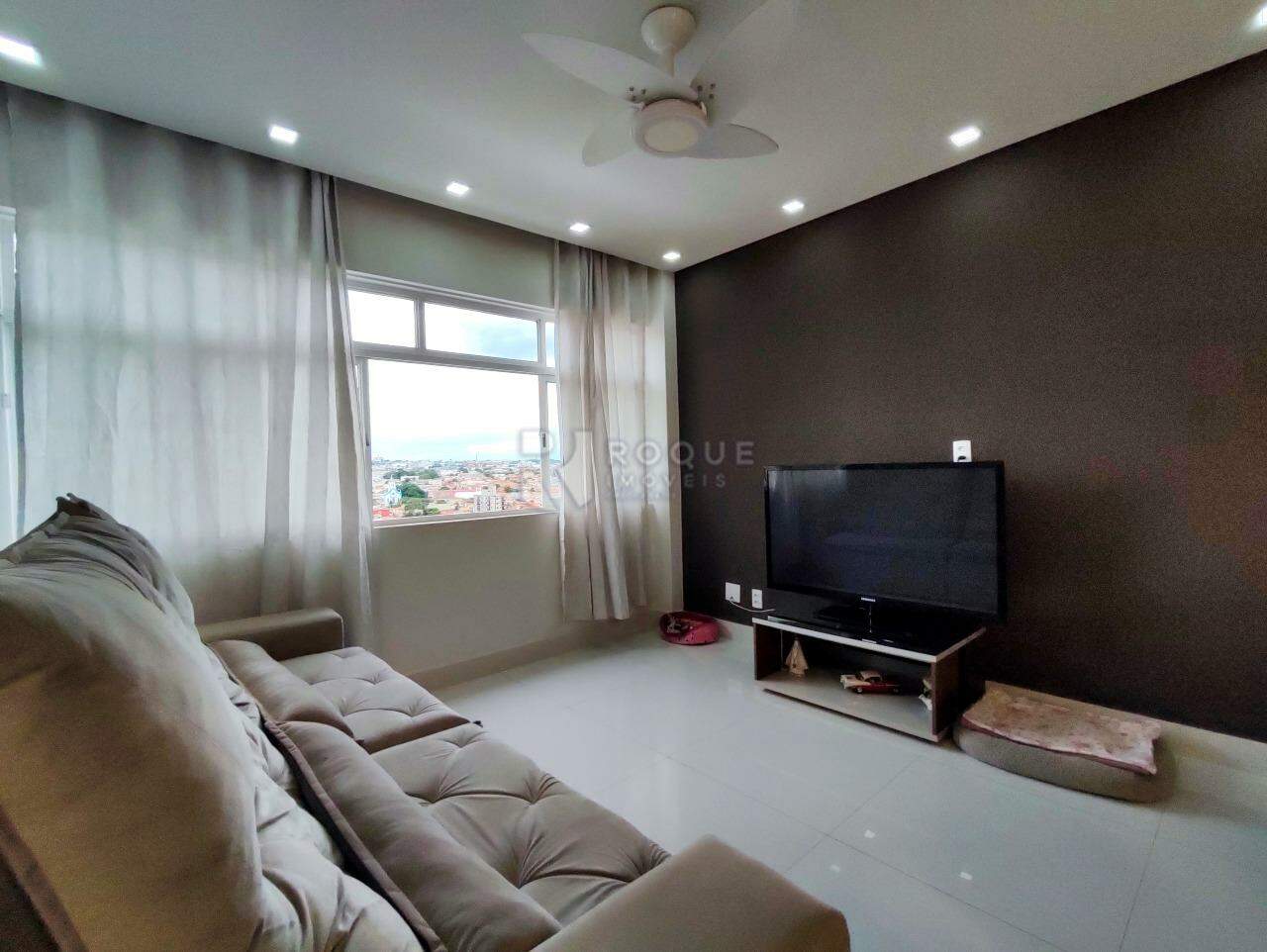 Apartamento à venda no bairro Centro: SALA DE TV