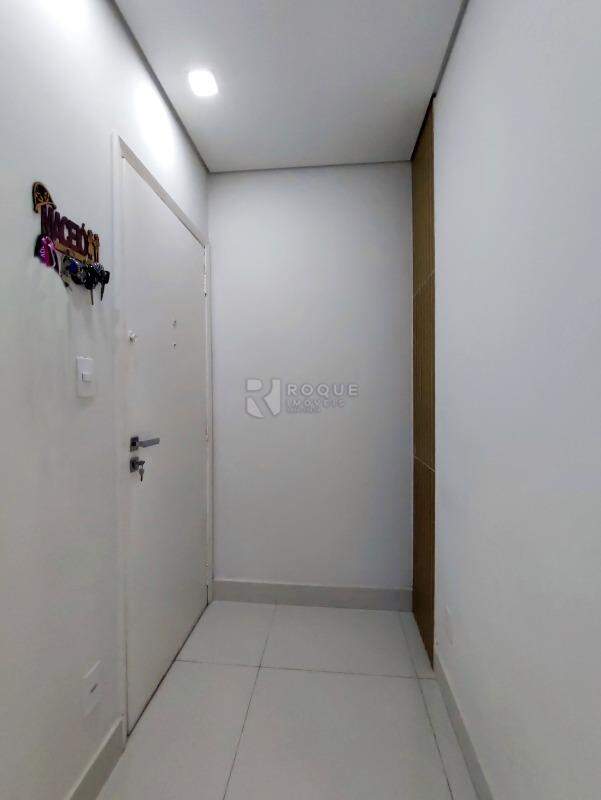Apartamento à venda no bairro Centro: HALL DE ENTRADA