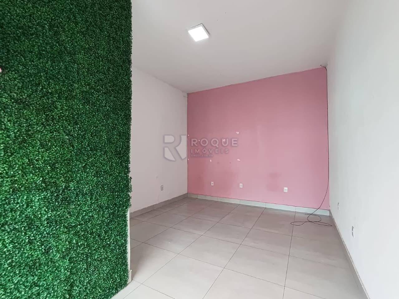 Salão para aluguel no bairro Parque Residencial Santa Eulália: Salão