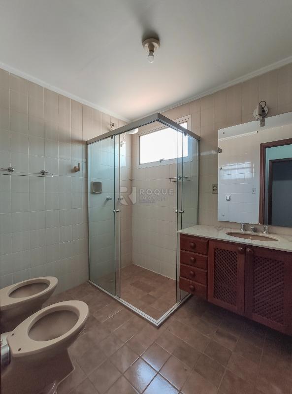 Apartamento para aluguel no bairro Vila Paraiso: WC suíte 