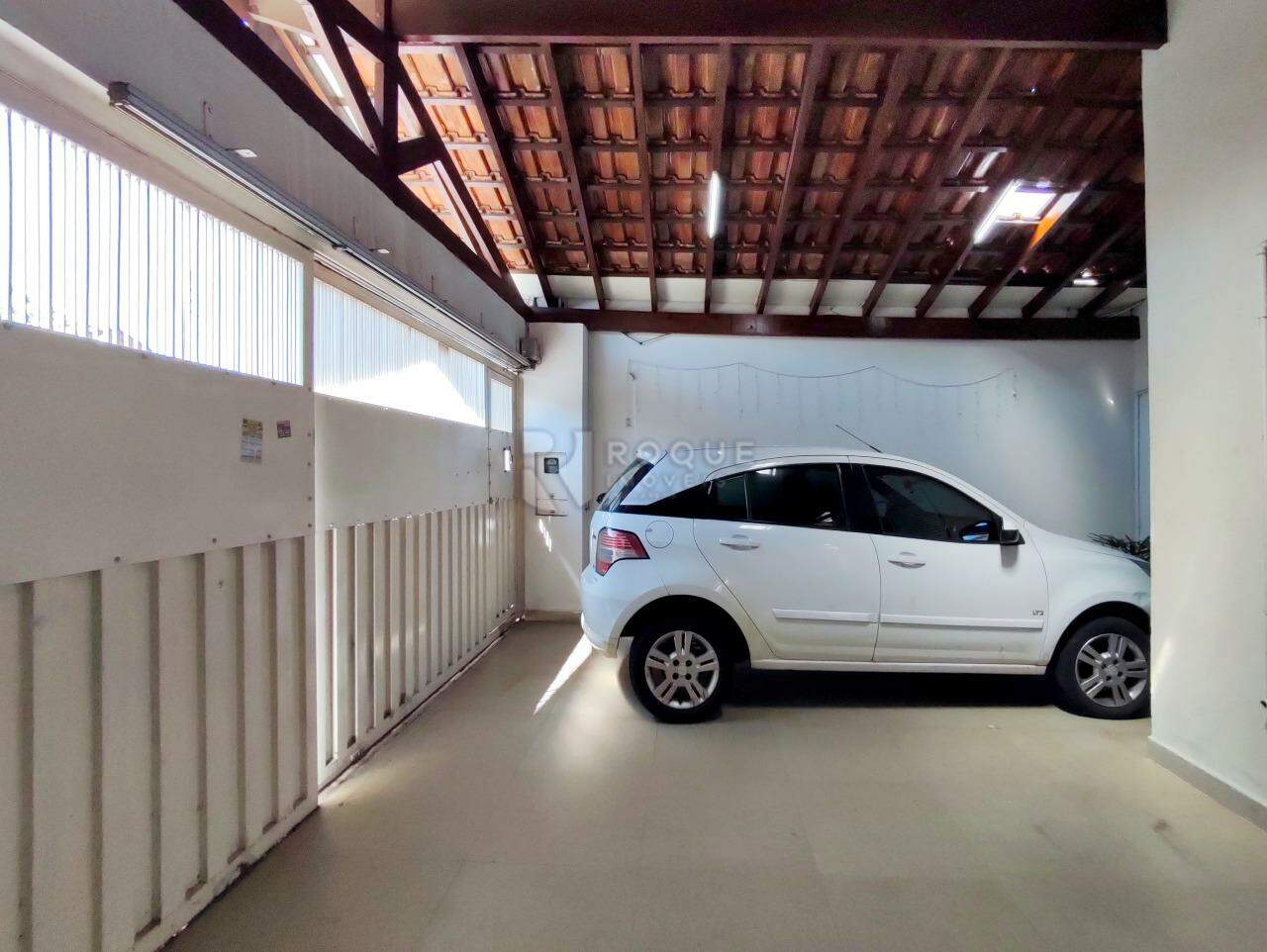 Casa Residencial à venda no bairro Jardim Ipanema: GARAGEM