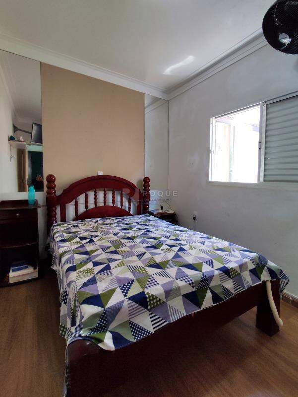 Casa Residencial à venda no bairro Jardim Ipanema: DORMITÓRIO 2