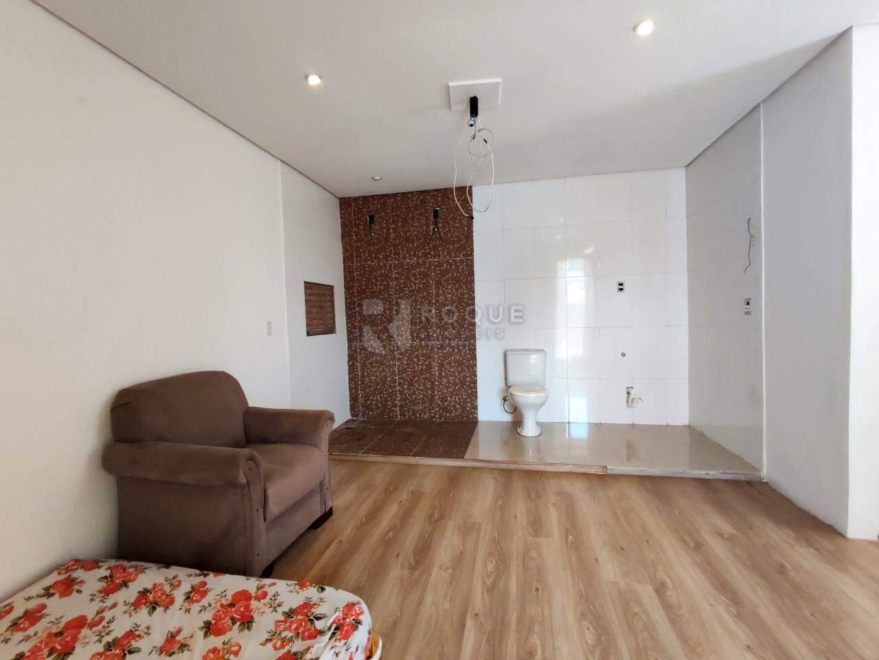 Casa Residencial à venda no bairro Jardim Ipanema: SUÍTE PISO SUPERIOR