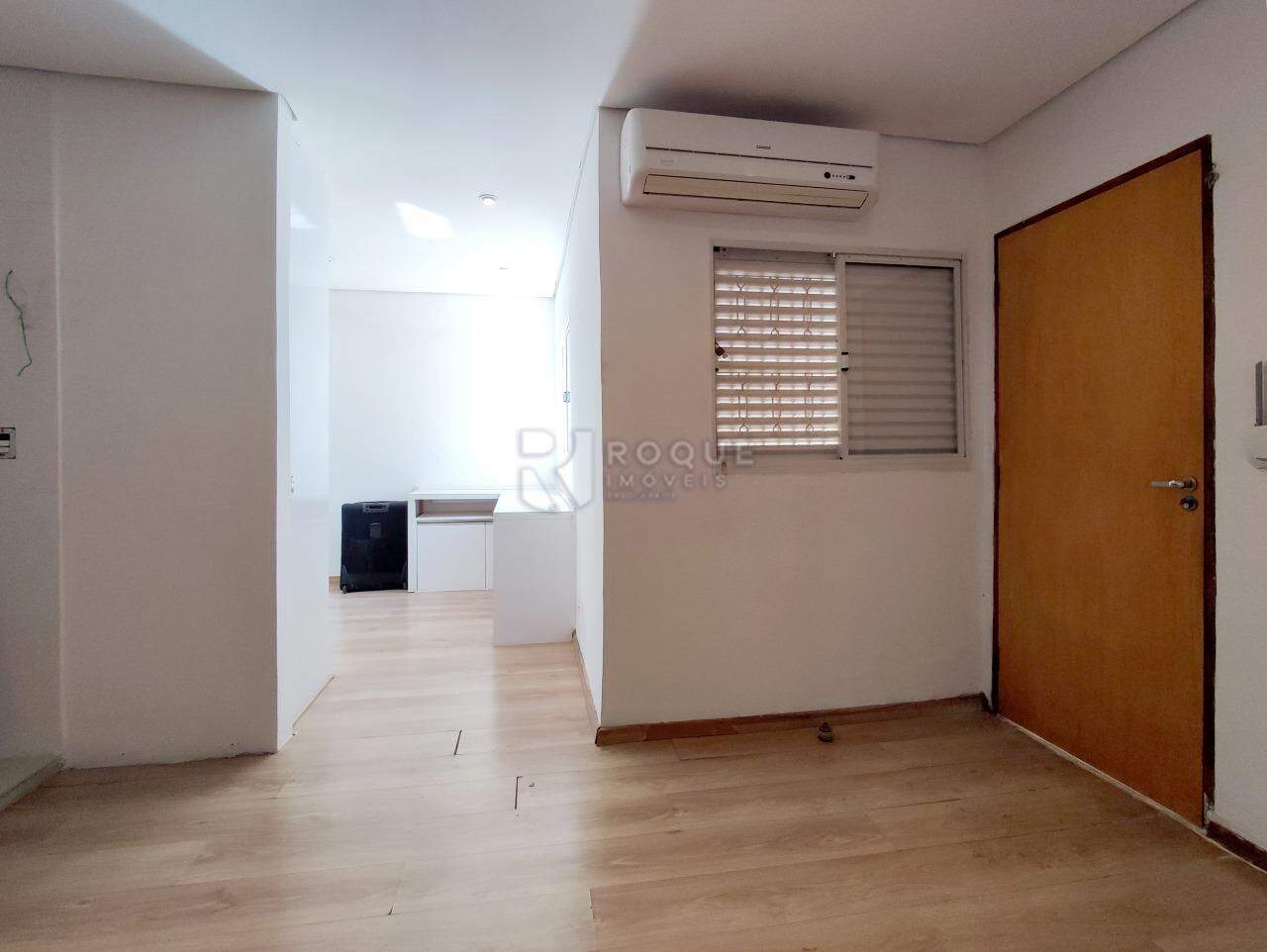 Casa Residencial à venda no bairro Jardim Ipanema: SUÍTE PISO SUPERIOR
