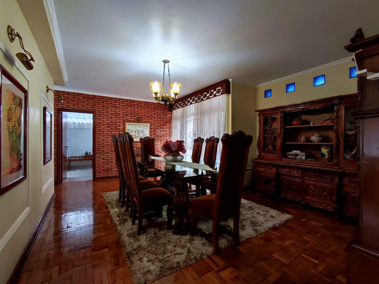 Casa em condomínio à venda no bairro Chácara Boa Vista da Graminha: SALA DE JANTAR