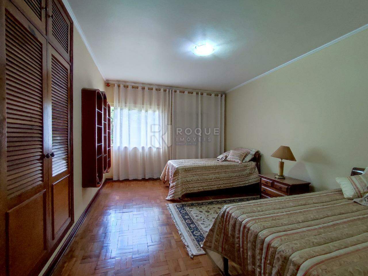 Casa em condomínio à venda no bairro Chácara Boa Vista da Graminha: DORMITÓRIO