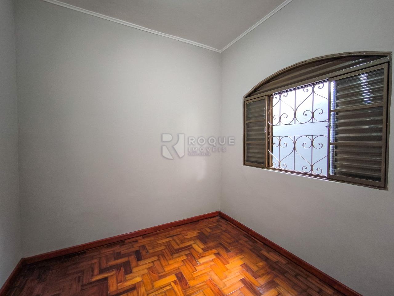 Casa Residencial à venda no bairro Centro: DORMITÓRIO 2