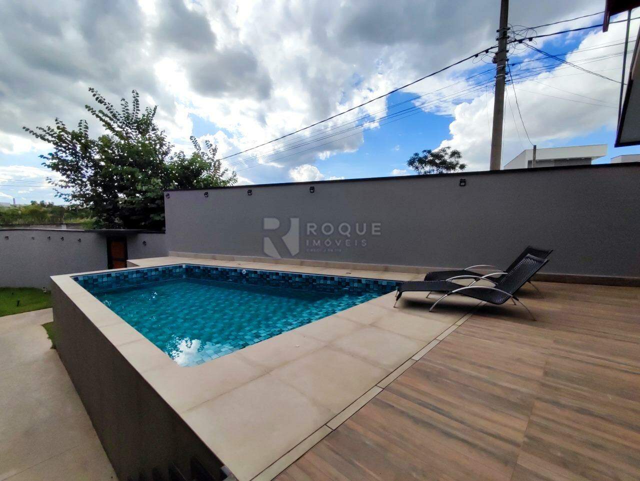 Casa em condomínio para aluguel no bairro Jardim Residencial Campo Novo: PISCINA