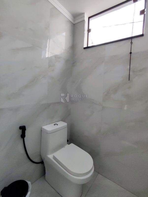 Casa em condomínio para aluguel no bairro Jardim Residencial Campo Novo: LAVABO