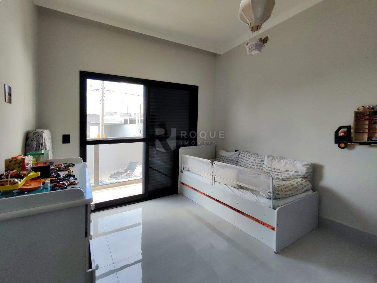 Casa em condomínio para aluguel no bairro Jardim Residencial Campo Novo: SUÍTE