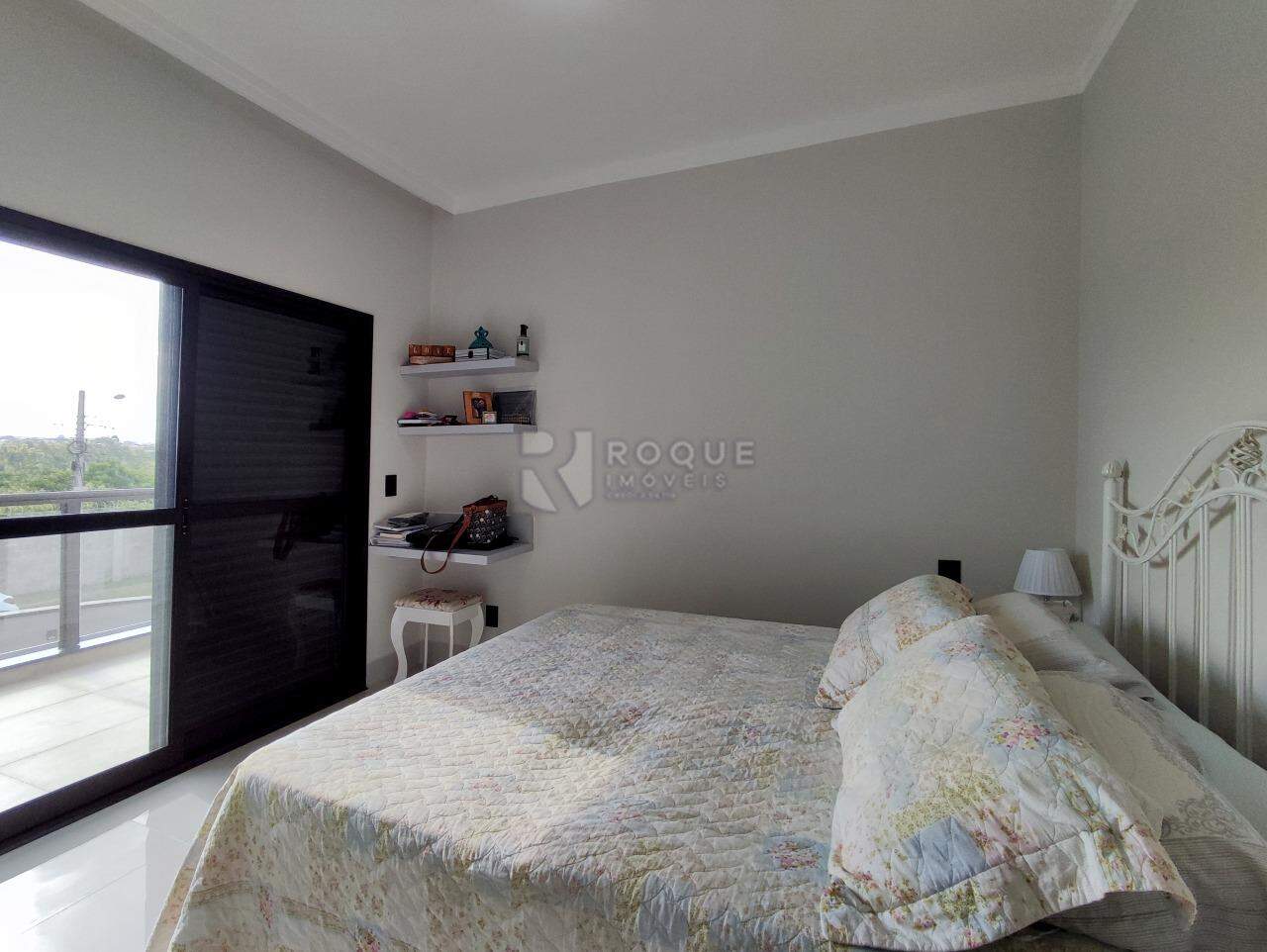 Casa em condomínio para aluguel no bairro Jardim Residencial Campo Novo: SUÍTE MASTER