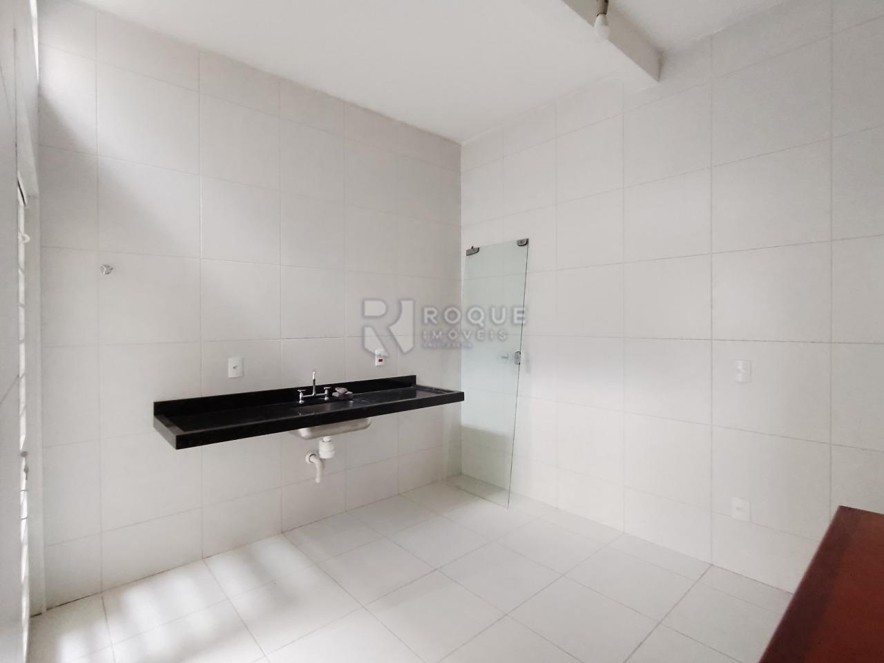 Salão para aluguel no bairro Jardim Porto Real IV: Cozinha