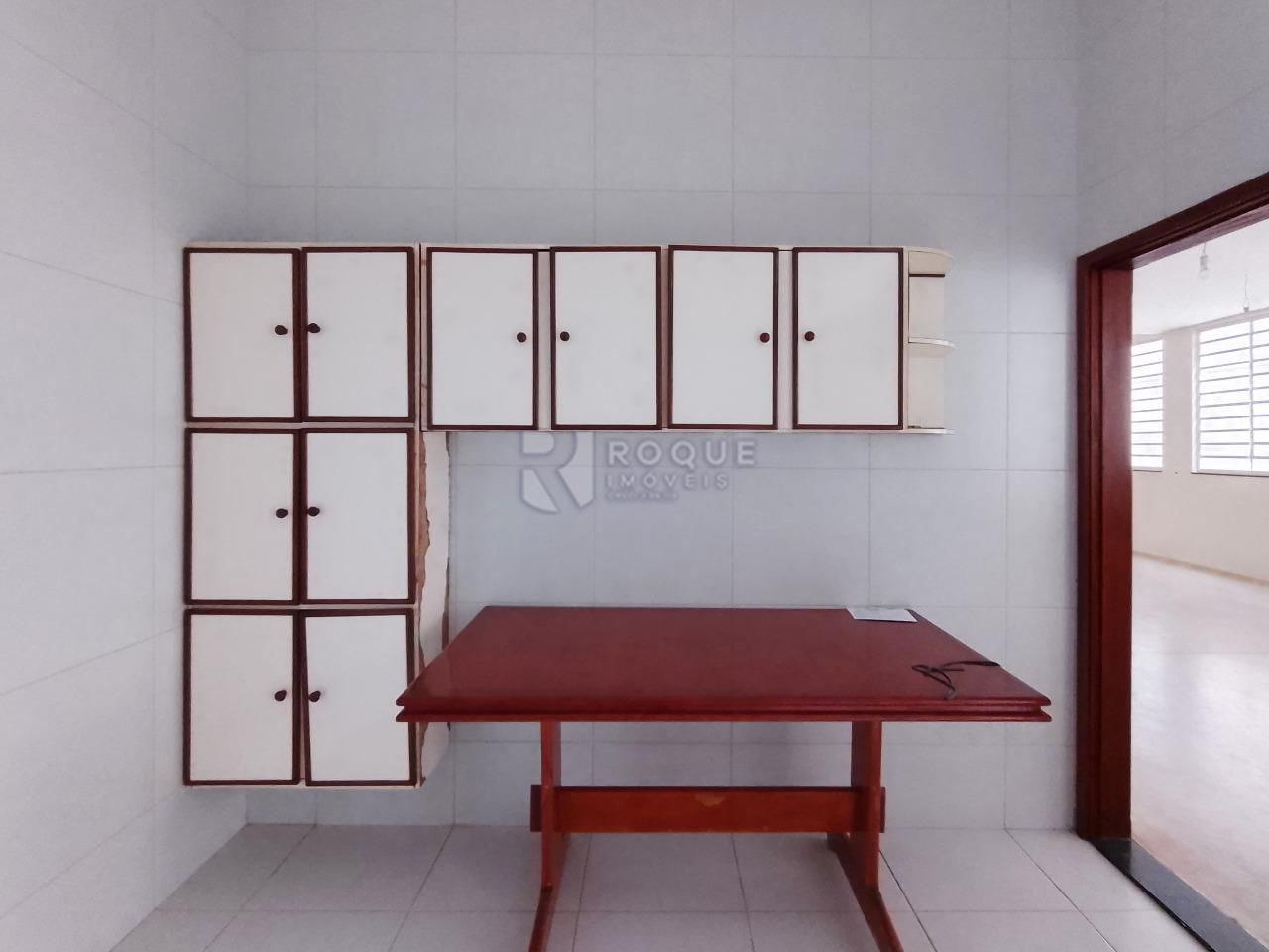 Salão para aluguel no bairro Jardim Porto Real IV: Cozinha