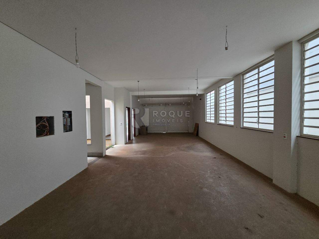 Barracão/Galpão para aluguel no bairro Jardim Porto Real IV: Salão