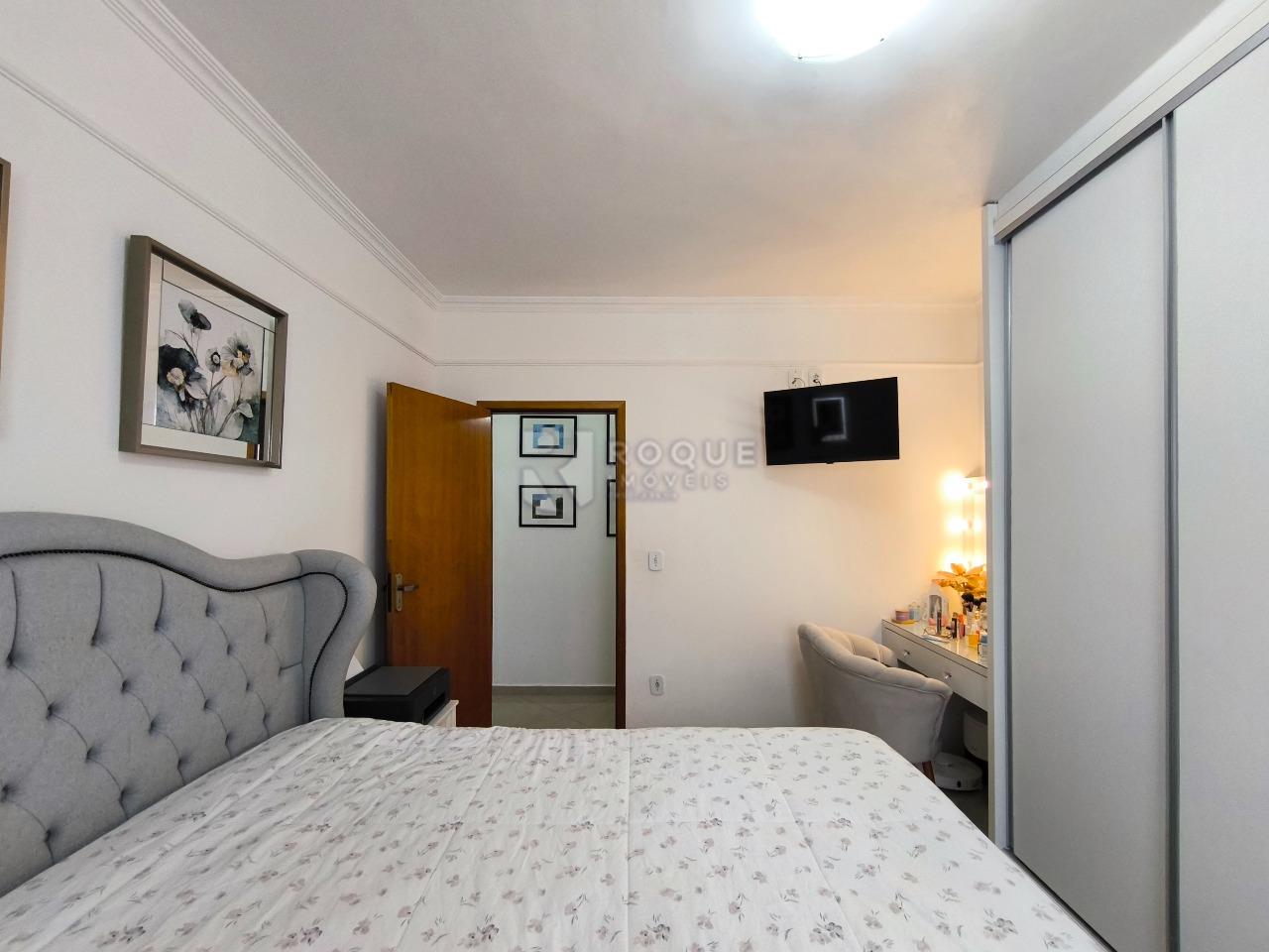 Casa Residencial à venda no bairro Jardim da Graminha: DORMITÓRIO 1