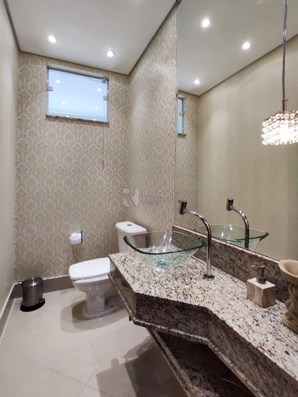 Casa em condomínio à venda no bairro Jardim Terras de Santa Elisa: LAVABO