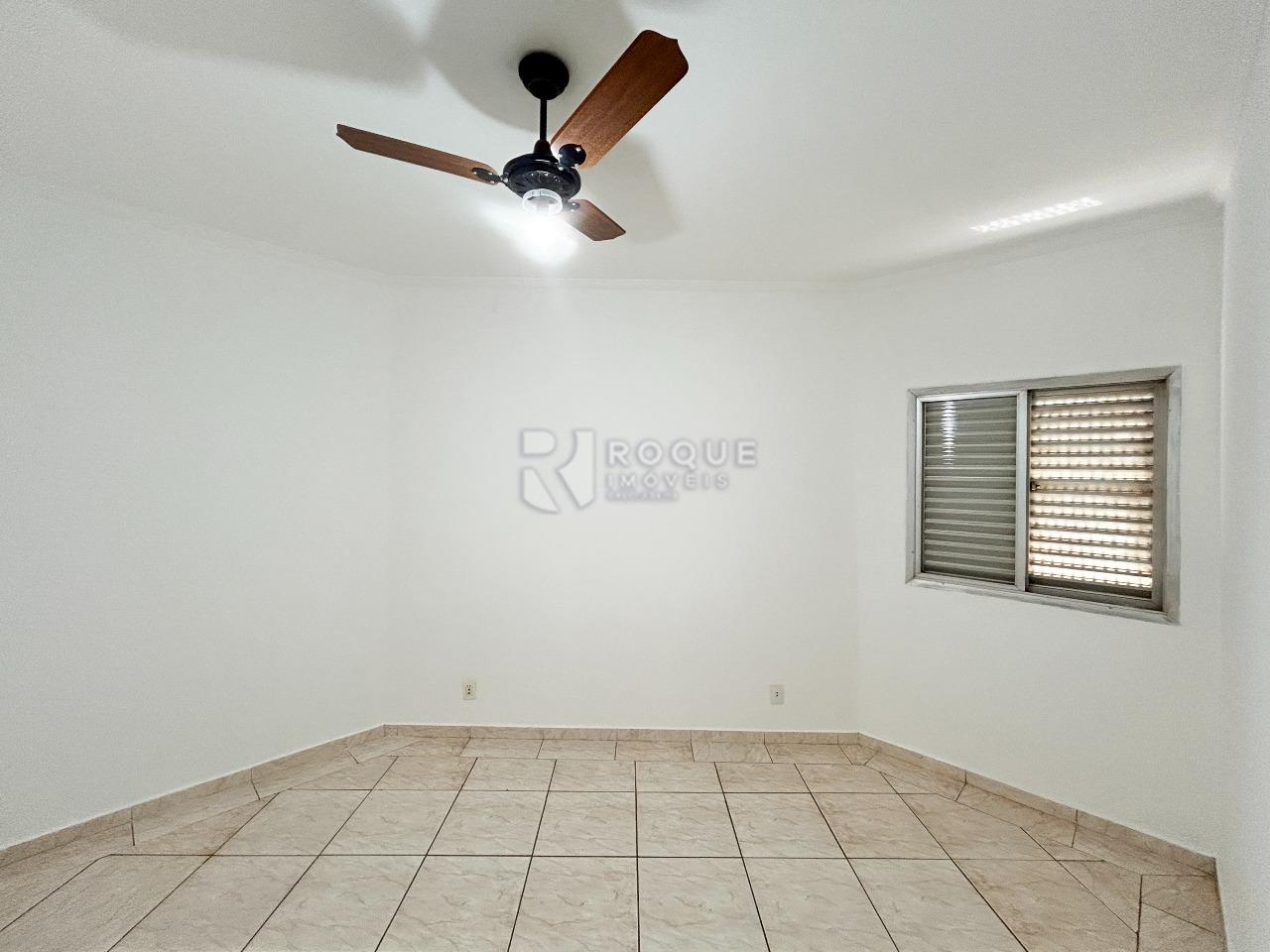 Apartamento para aluguel no bairro Jardim Presidente Dutra: Dormitório 2