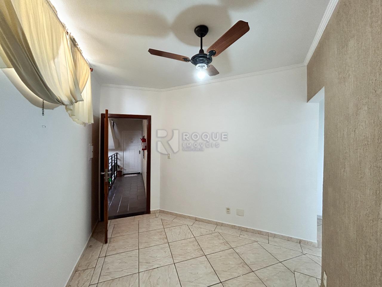 Apartamento para aluguel no bairro Jardim Presidente Dutra: Sala 