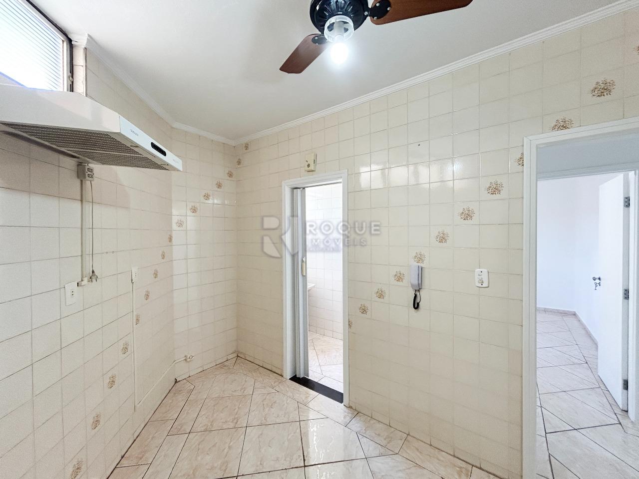 Apartamento para aluguel no bairro Jardim Presidente Dutra: Cozinha 