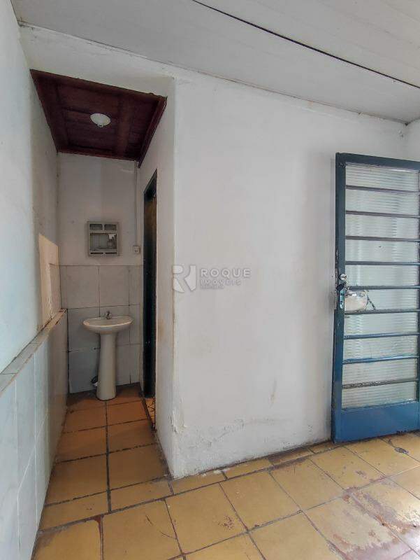 Casa Residencial à venda no bairro Jardim Vista Alegre: LAVABO EDÍCULA