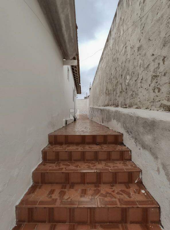 Casa Residencial para aluguel no bairro Jardim São Manoel: Corredor 2