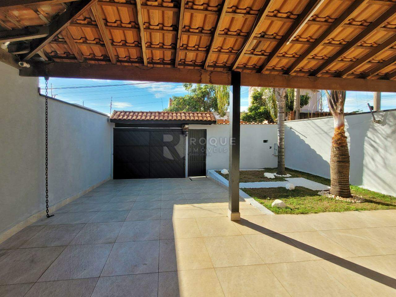 Casa Residencial à venda no bairro Residencial Palmeira Real: Garagem