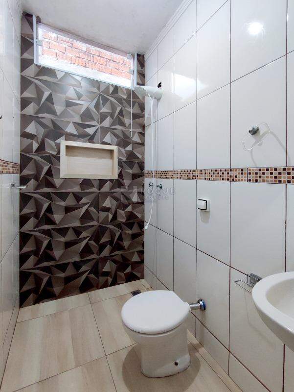 Casa Residencial à venda no bairro Residencial Palmeira Real: BANHEIRO SUÍTE
